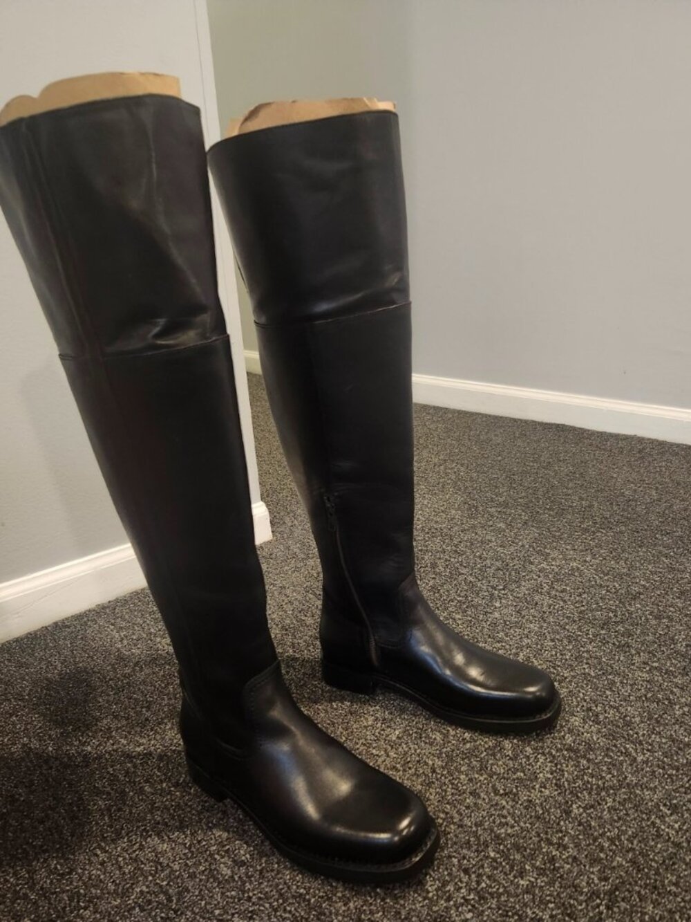 Frye Campus Low Heel Over-the-Knee Boots Black Leather NWT Size 8.5